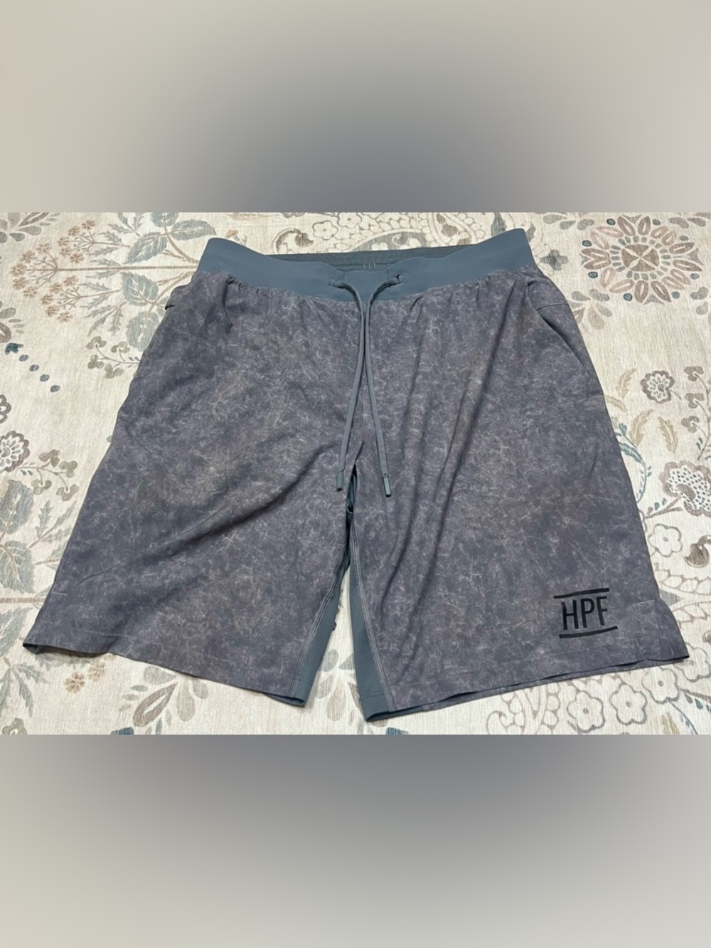 Lululemon Men’s T.H.E. Short *Linerless 9"  Gravel Dust Asphalt Grey Large